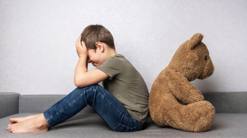 Depresja u dzieci i młodzieży: Objawy, wsparcie i sposoby pomocy 